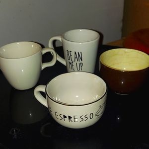 Lot of 4 espresso cups